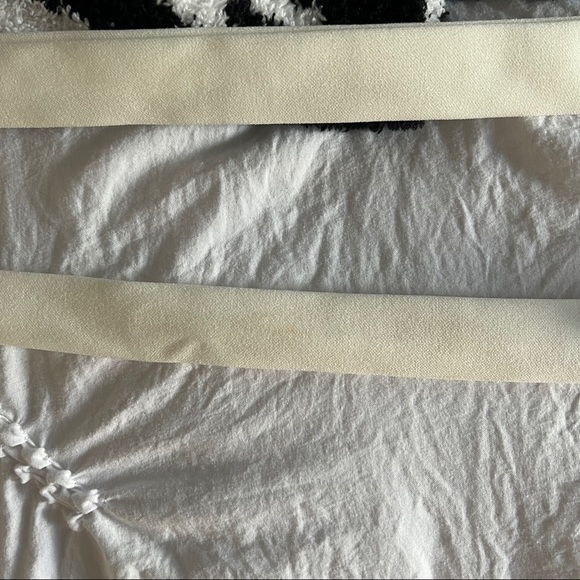 Princess Polly - Corset that ties around waist - Picture 4 of 5